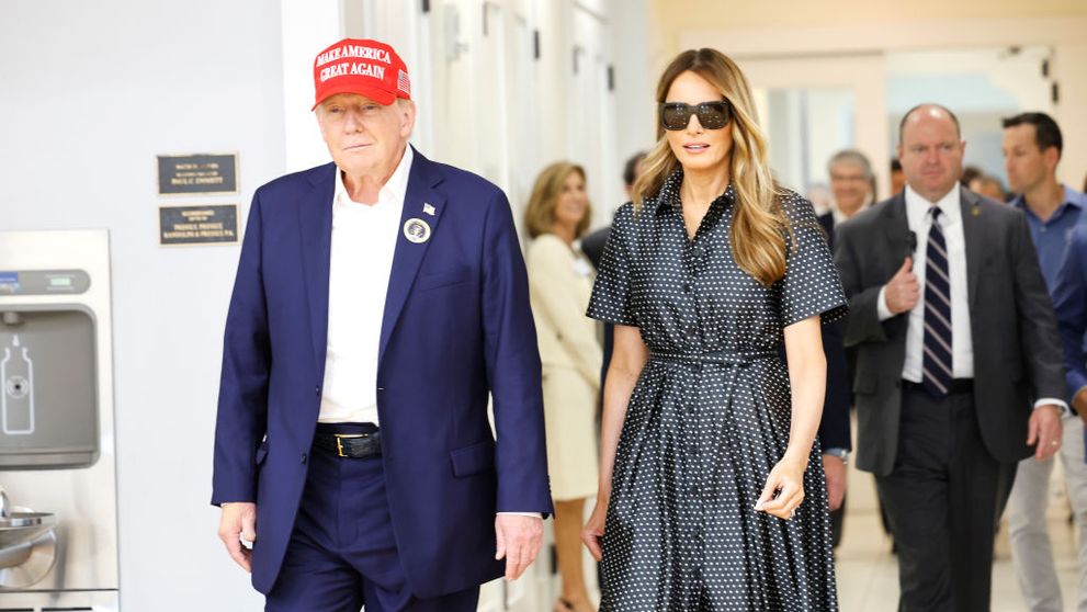 Melania Trump neagă că ar avea operații estetice: „Nu am făcut nicio modificare” Cum arăta în urmă cu 25 de ani