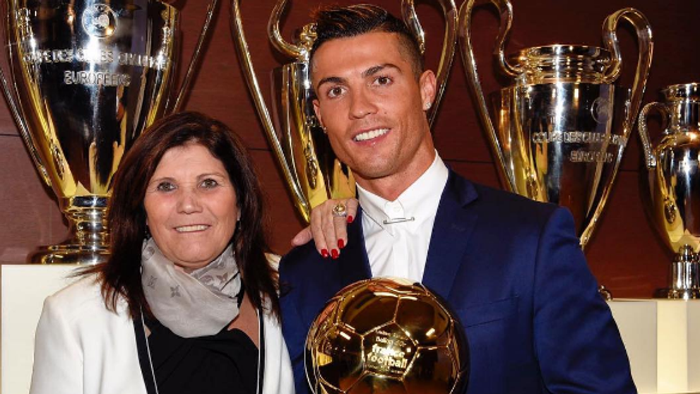 El este unul dintre cei mai indragiti fotbalisti din lume, dar ea este o prezenta discreta. Cum arata sora lui Ronaldo