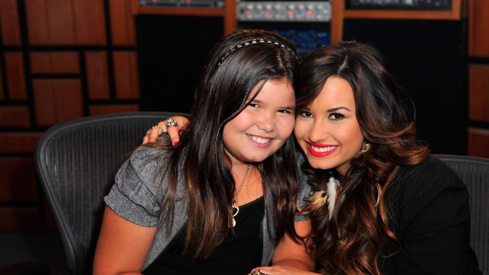 Ai vazut-o de atatea ori la TV, dar habar n-aveai ca e sora lui Demi Lovato. Madison a devenit o adevarata domnisoara