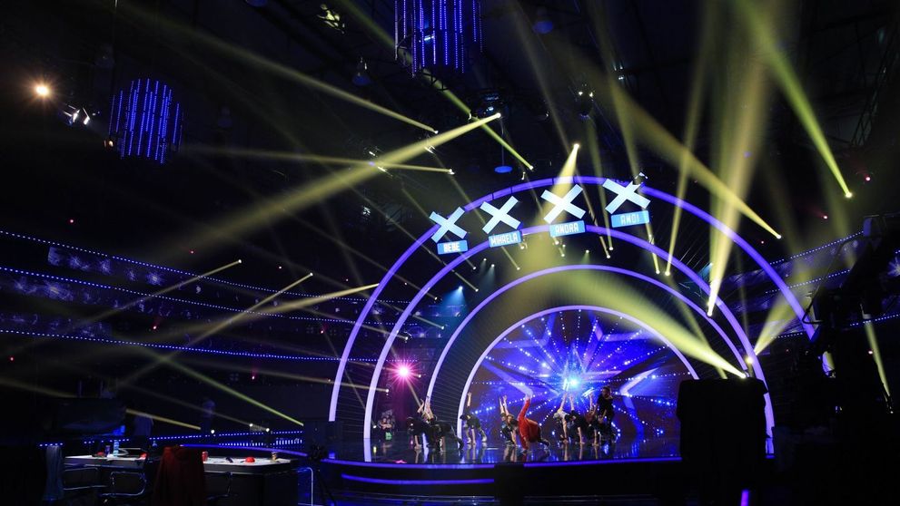 Idei creative si zeci de ore de munca pentru show-urile live 