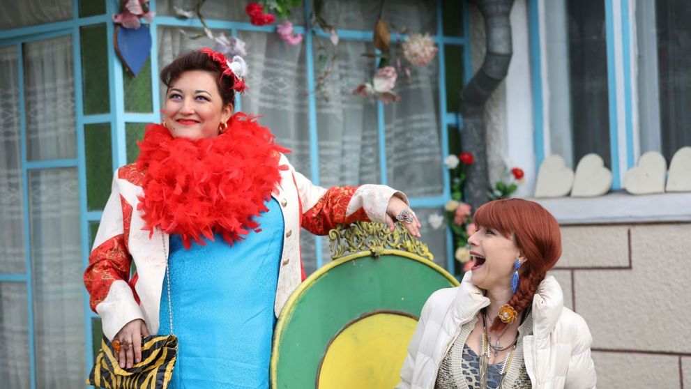 Interviu cu Ecaterina Ladin, Dalida din Las Fierbinți: ”Mi-ar plăcea să candidez împotriva primarului și să câștig alegerile”