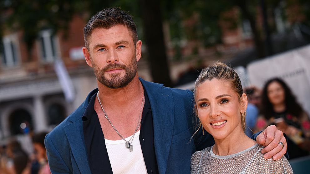 Apariție specială: Chris Hemsworth și Elsa Pataky, alături de gemeni, la premiera „Limitless”