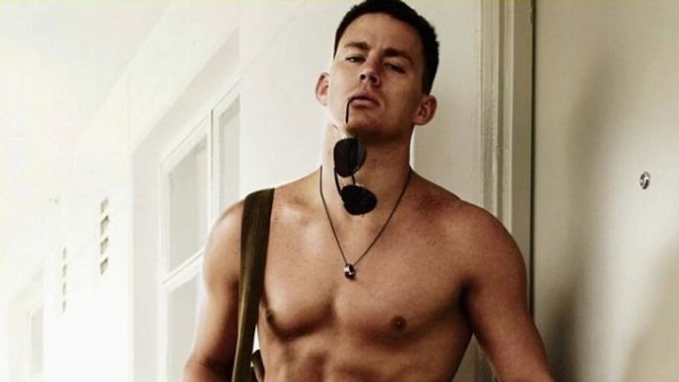 Channing Tatum, actorul desemnat cel mai sexy barbat in 2012, a devenit tatic. Vezi prima imagine cu fetita lui