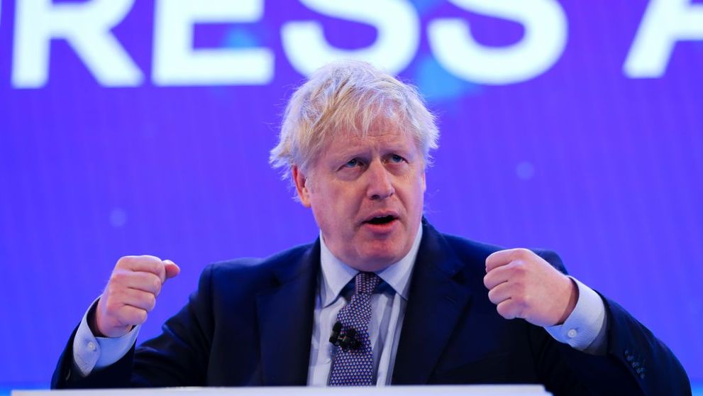 Starea lui Boris Johnson s-a agravat. Premierul britanic a fost internat la terapie intensivă