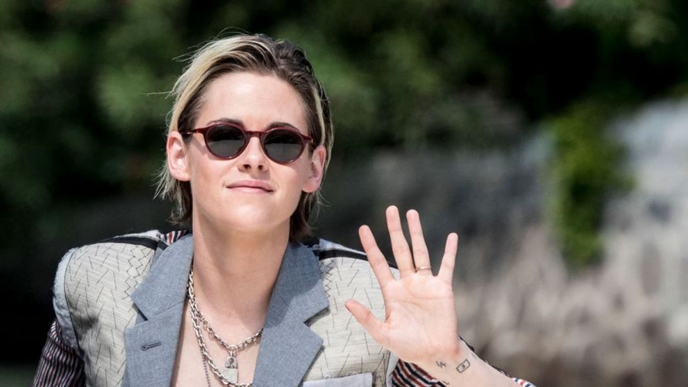 Kristen Stewart, din seria Twilight: „Mi s-a spus să nu-mi mai țin iubita de mână în public”