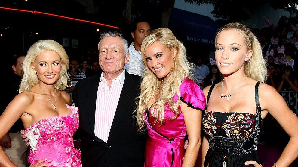 Holly Madison, dezvăluiri de la orgiile lui Hugh Hefner: ”Oribil!”