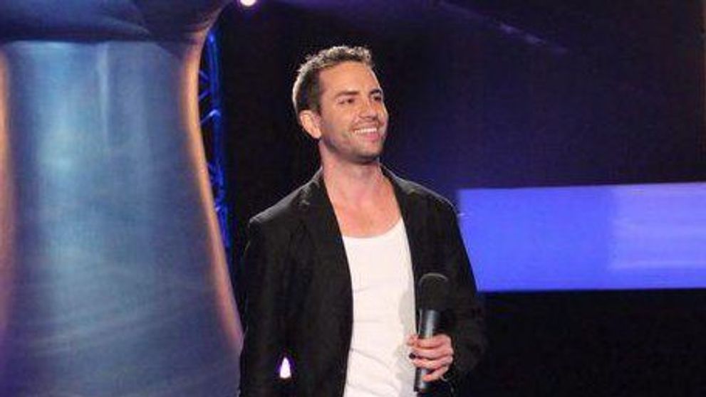 Claudiu Mirea de la Vocea Romaniei, debut in forta in muzica! <span style=