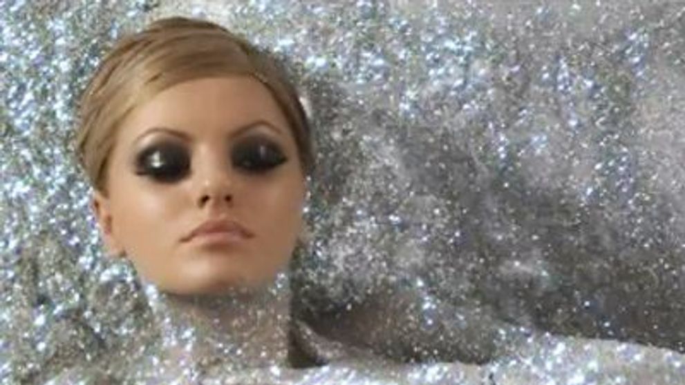 VIDEO. Alexandra Stan,<span style=