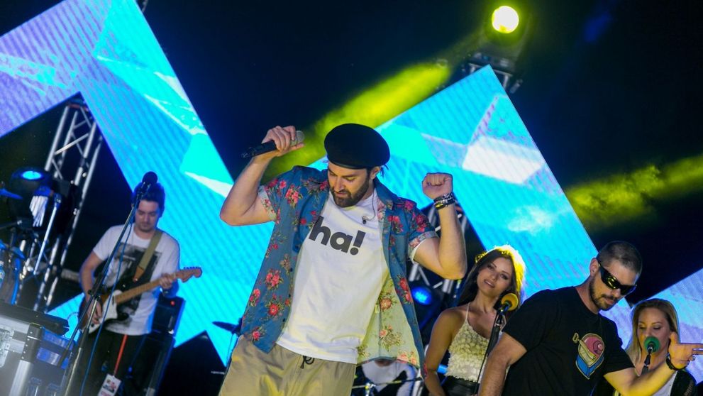 Smiley si artistii HaHaHa Production s-au auzit live deasupra Bucurestiului, la ProFM OnTop!