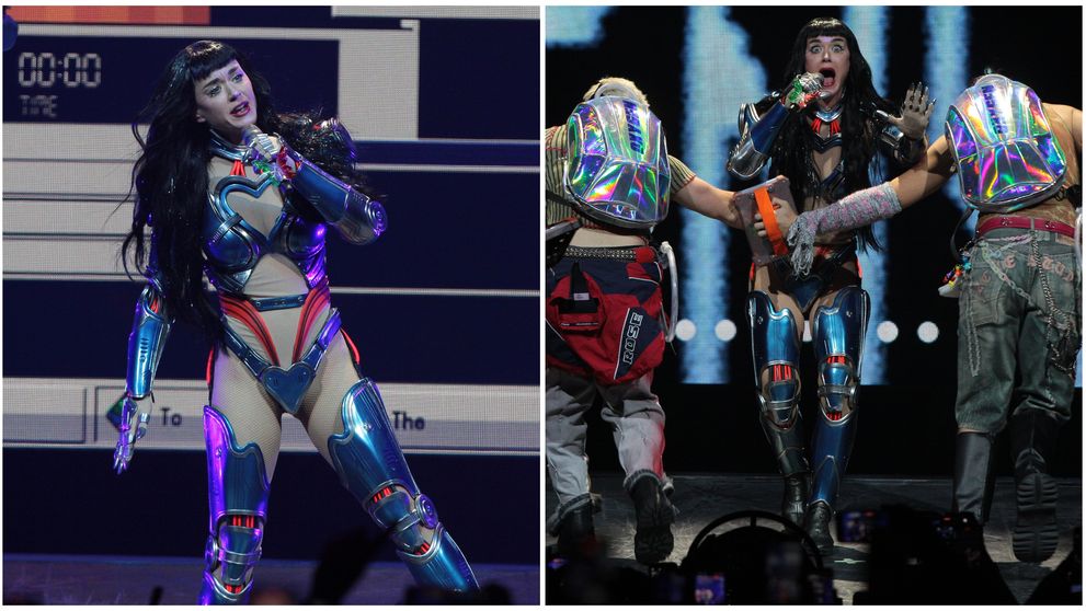 Katy Perry, ridiculizată pentru ținutele „inspirate din vizita ei în spațiu”, dar și pentru mișcările de dans din timpul concertului: „Cea mai proastă coregrafie pe care am văzut-o vreodată”