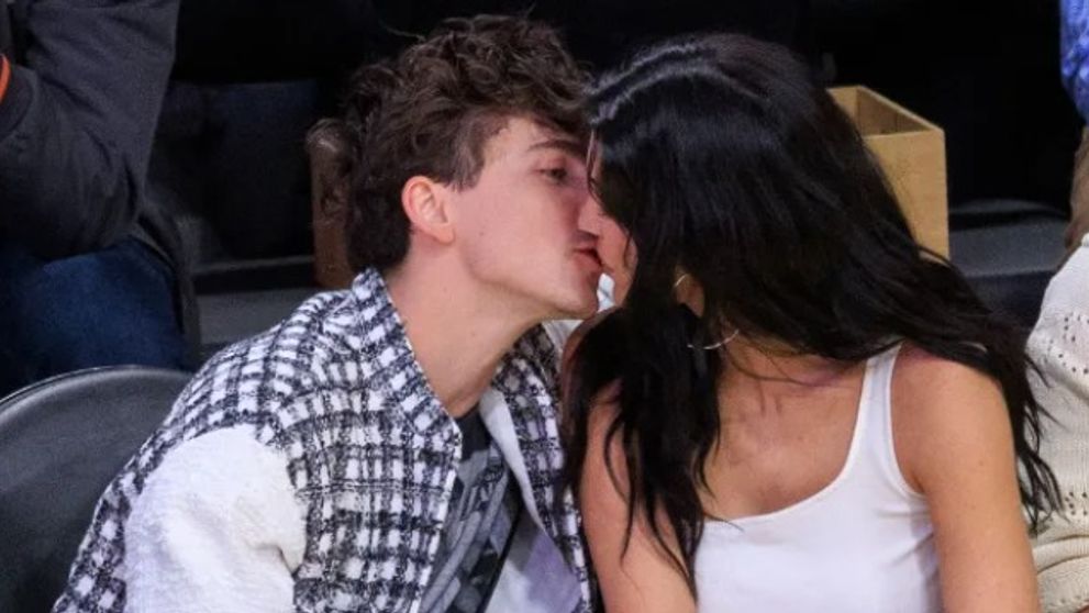 S-a zvonit că a înșelat-o cu o româncă, iar ea a refuzat să-i fie alături în turneu! Ce se întâmplă, de fapt, între Kylie Jenner și Timothée Chalamet