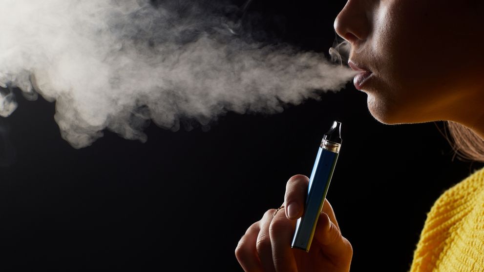 Înfiorător! Ce a putut să pățească o femeie care a vapat ani la rând: „Mamă, nu pot să...”. Descoperirea șocantă făcută de medici