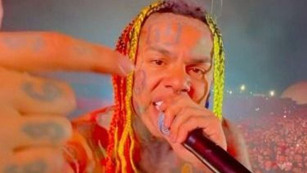 Cu ce probleme de sănătate se confruntă 6ix9ine după concertul din România