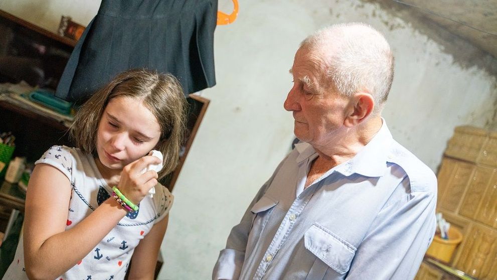 Echipa Visuri la cheie i-a schimbat viața Isabelei, fetița abandonată de mamă și crescută de bunic. Cum arată casa lor acum