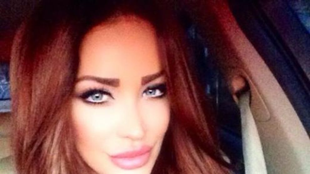 Bianca, asa cum nu ai mai vazut-o niciodata. Cum arata nemachiata, fara straturi de machiaj si neretusata in Photoshop