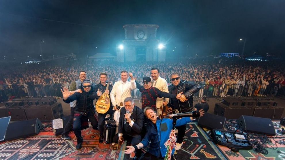Zdob și Zdub și Frații Advahov dau startul turneului „Trenulețul”. În ce orașe îi pot vedea și asculta fanii folclorului moldovenesc și ai rock’n’roll-ului