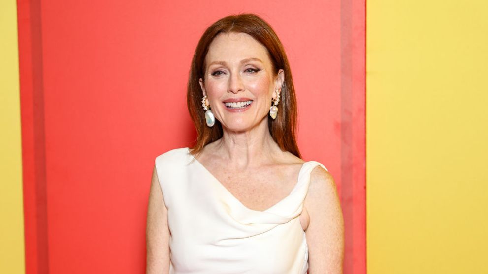 Se poate și fără operații estetice, botox sau filtre! Julianne Moore, selfie la 64 de ani fără strop de machiaj: „Mulțumesc lui Dumnezeu! Oamenii reali există”