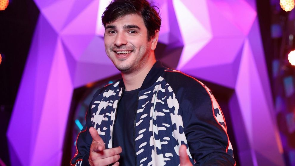 Interviu cu Alex Bogdan, detectiv la Masked Singer România: 