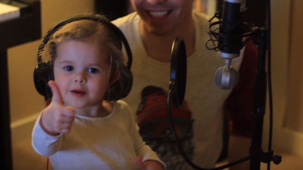 Are doar 3 ani, dar talentul ei e remarcabil. Tatal ei a reusit sa o tranforme intr-o mica vedeta - VIDEO