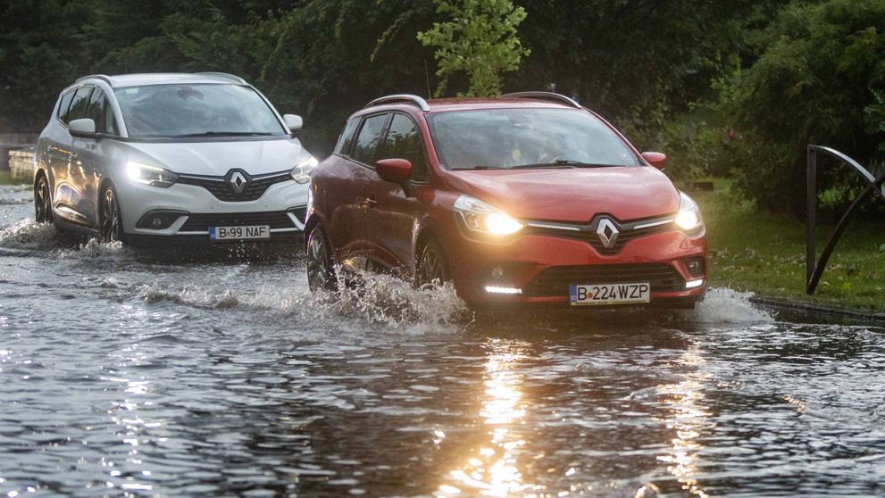 Avertizare ANM de vijelii și ploi torențiale în România. Ce regiuni sunt vizate de Cod Galben și Cod Portocaliu. Românii scapă apoi de furtuni, dar urmează un nou val de căldură