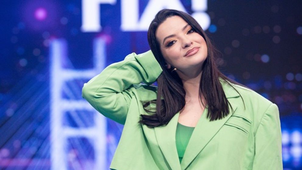 Anca Dinicu este însărcinată! Cine este bărbatul alături de care va avea un copil: „Mai bine aflați de la mine..”