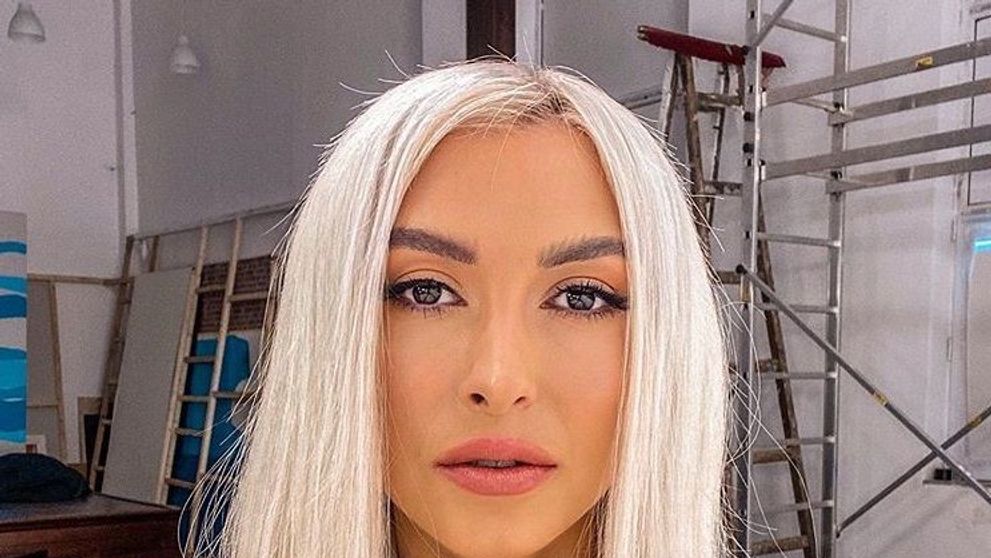 Andreea Bălan, primul mesaj pe Instagram, după ce a fost surprinsă la mare alături de noul iubit