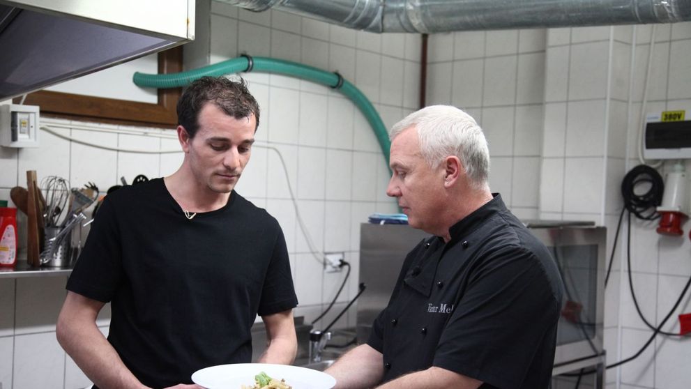 Chef Victor Melian da verdictul: ce nu ar trebui sa mai existe in meniurile restaurantelor din Romania