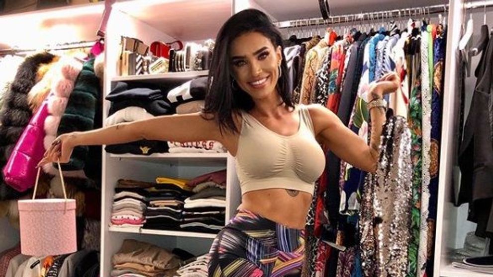 Adelina Pestrițu, în lenjerie intima pe internet! Le-a arătat fanelor centura purtată după naștere