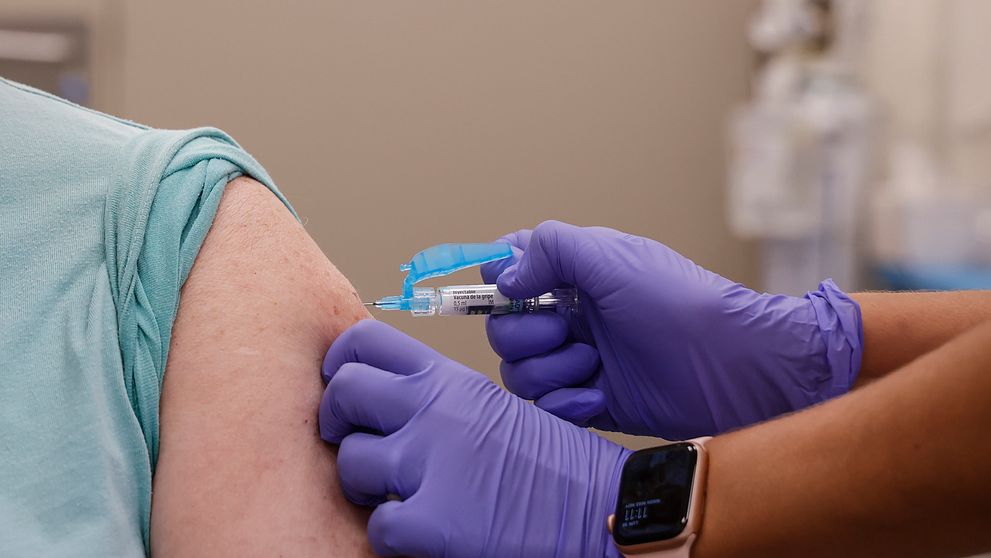 Ce s-a întâmplat cu bărbatul care s-a vaccinat de 217 ori împotriva Covid. Oamenii de știință sunt uimiți