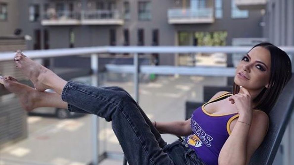 Andreea Antonescu și-a surprins fanii de pe Instagram! S-a filmat în cadă