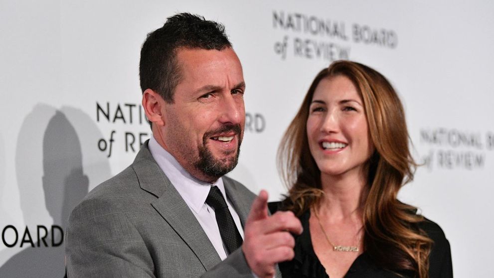 Cine e și cum arată soția lui Adam Sandler. Sunt căsătoriți de 16 ani