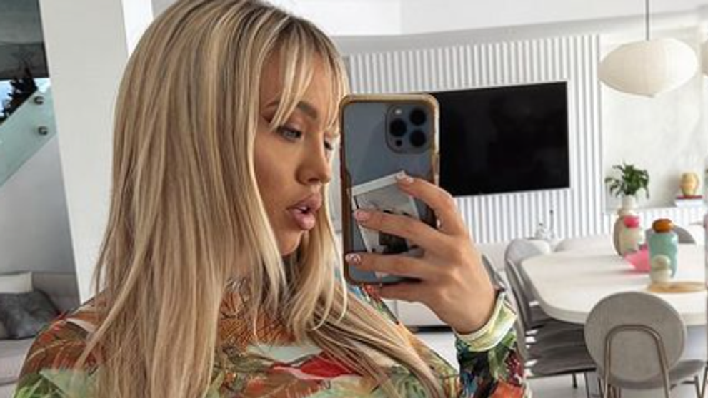 Cea mai “dorită” femeie din lume așteaptă al treilea copil la numai 27 de ani. Tammy Hembrow, în culmea fericirii