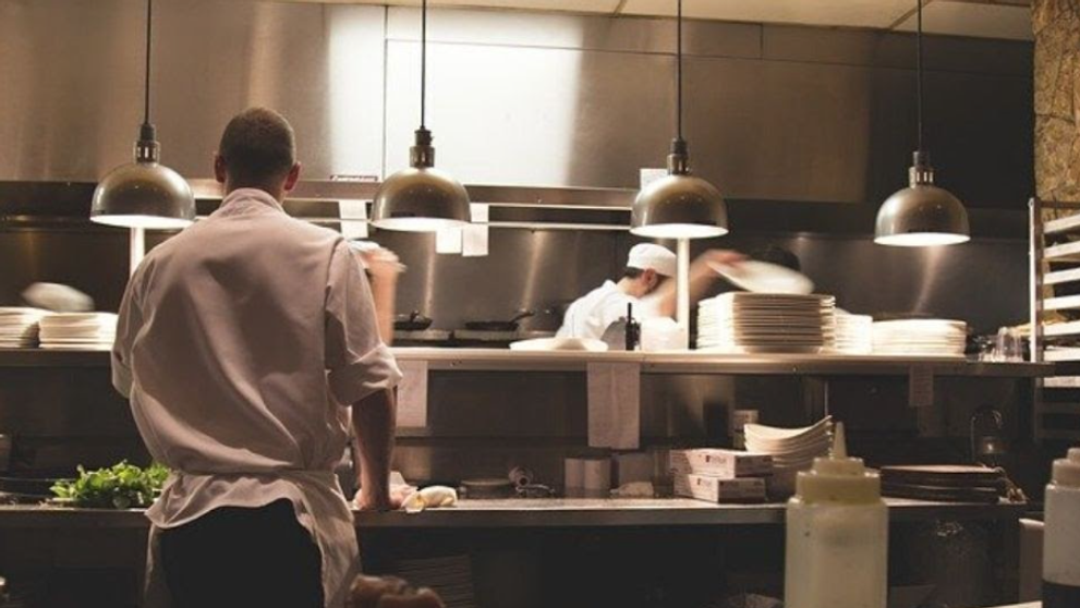(P) 9 lucruri care îți afectează profitul restaurantului