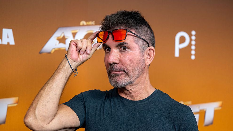 Metoda șocantă prin care Simon Cowell încearcă să rămână tânăr: „Merg la această clinică, unde îți iau sângele, îl curăță, îl filtrează și ți-l pun înapoi în corp”