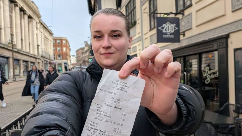 A crezut că a devenit mai bogată de 100.000 de ori decât Elon Musk, dar s-a înșelat amarnic! Ce a pățit o femeie când a vrut să plătească un matcha latte