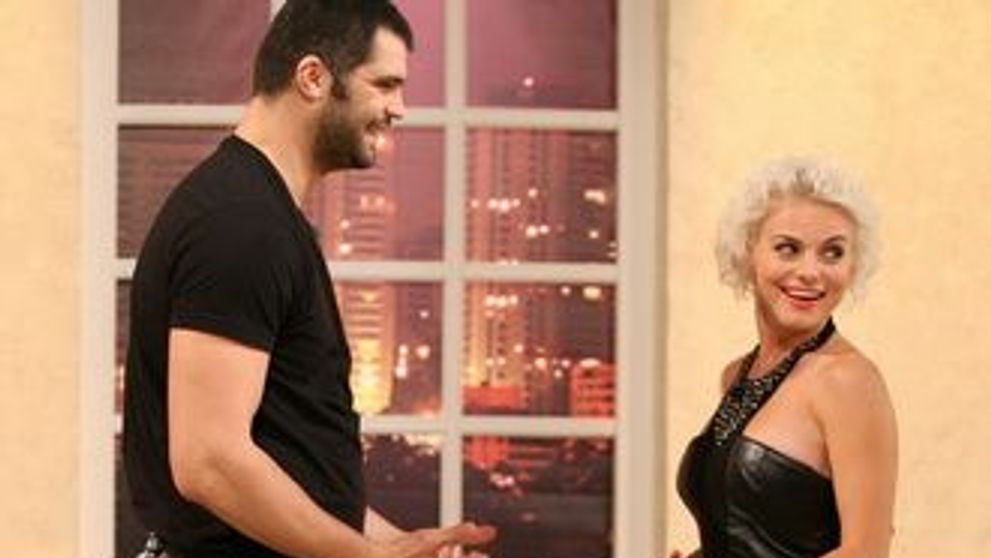 Jojo a primit lectii de full contact de la Daniel Ghita, la ”Serviciul Roman de Comedie”
