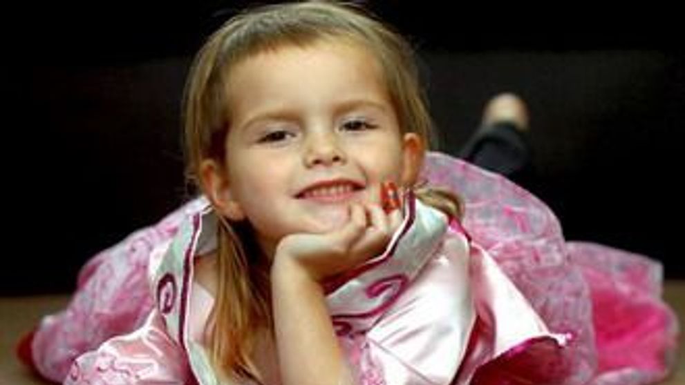 Ultima dorinta la 5 ani: sa cante in fata lui Simon Cowell, de la Britain`s Got Talent. Apoi a murit