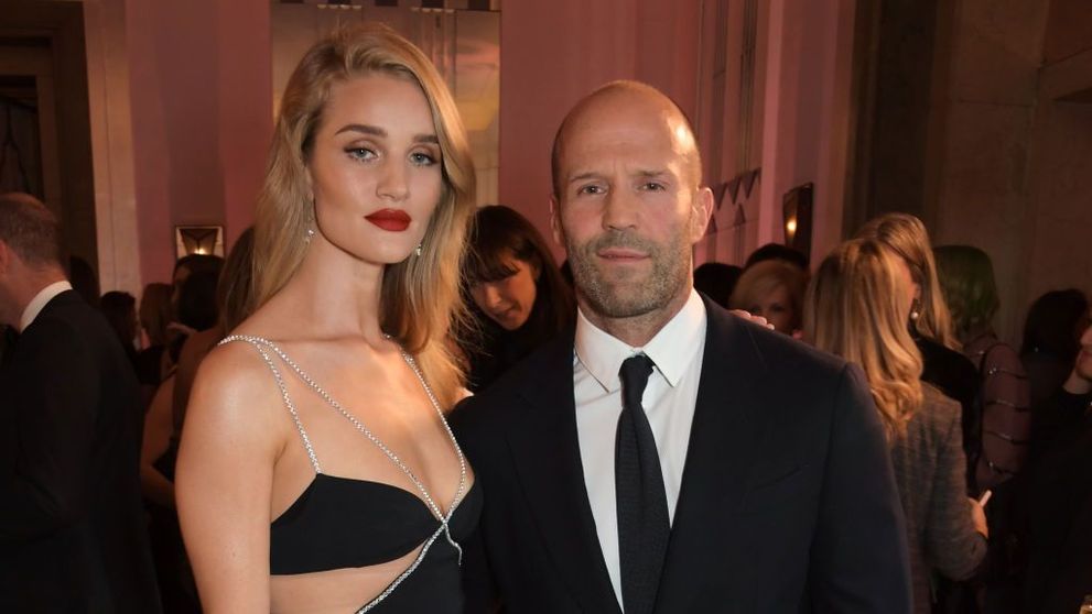 Imagini rare cu copiii lui Jason Statham și ai lui Rosie Huntington-Whiteley! Actorul e topit după cei mici