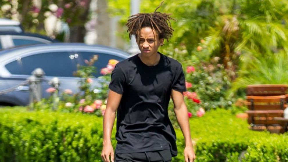 Ea este noua cucerire a lui Jaden Smith. Cum arata tanara care l-a fermecat si cum au fost surprinsi
