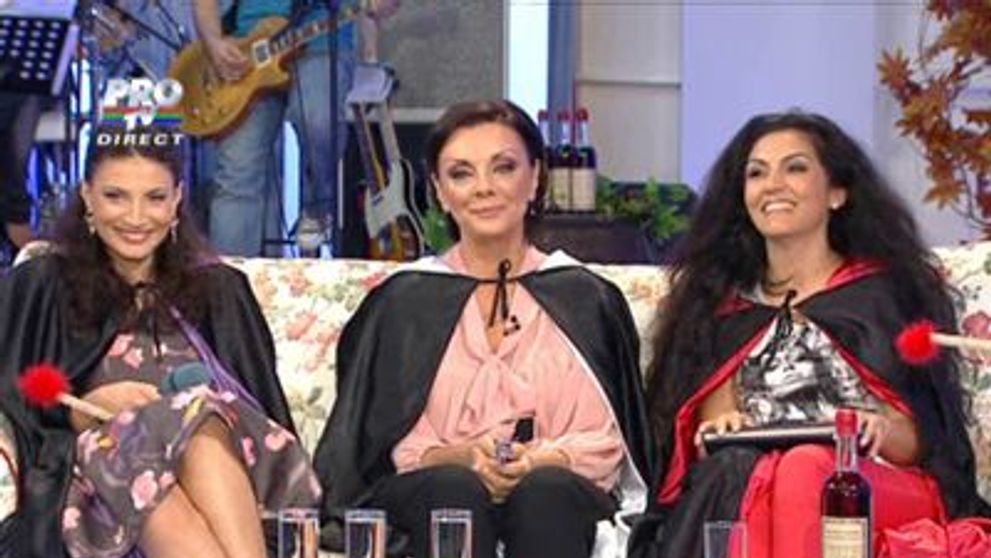 Ursitoarele Carmen Tanase, Doinita Oancea si Ioana Ginghina le fac urari tripletilor!
