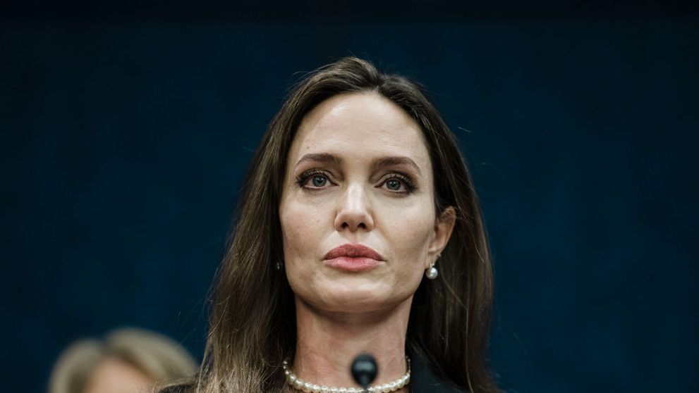 Mesajul postat de Angelina Jolie pe fondul conflictului israeliano-palestinian a stârnit revoltă printre internauți: „Să-ți fie rușine”
