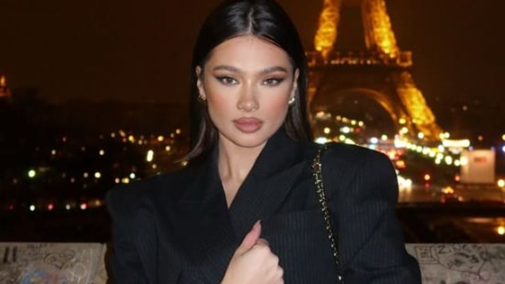 Cântăreața Misha Miller împărtășește experiențele din timpul vacanței la Cannes și povestește despre noua ei lansare muzicală ,,Mamma Mia”