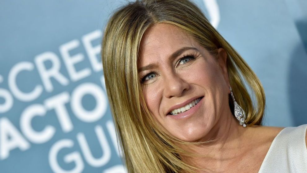 Cum arată fotografia care i-a înnebunit pe fanii lui Jennifer Aniston: ”Sper că Brad Pitt ți-a dat rochia jos”