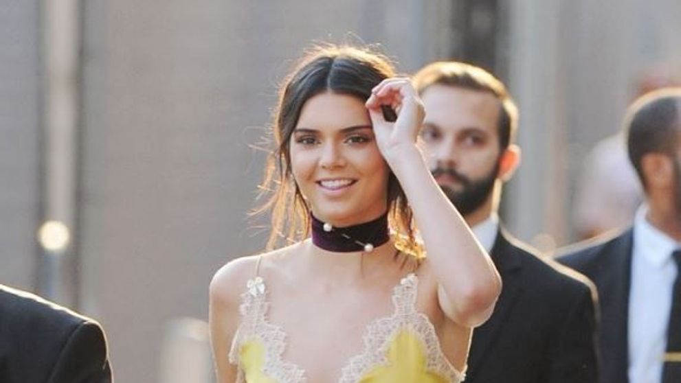 Kendall Jenner a fost nevoita sa dezactiveze zona de comentarii din cauza acestei poze. Postarea i-a revoltat pe fani