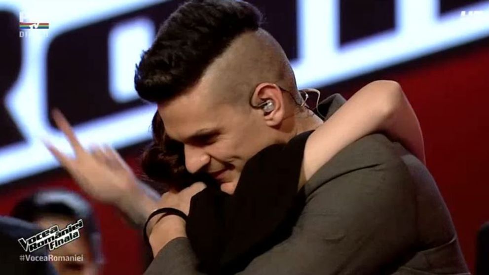 Cristina Balan a castigat Vocea Romaniei 2015. Vezi cele mai tari momente VIDEO din show