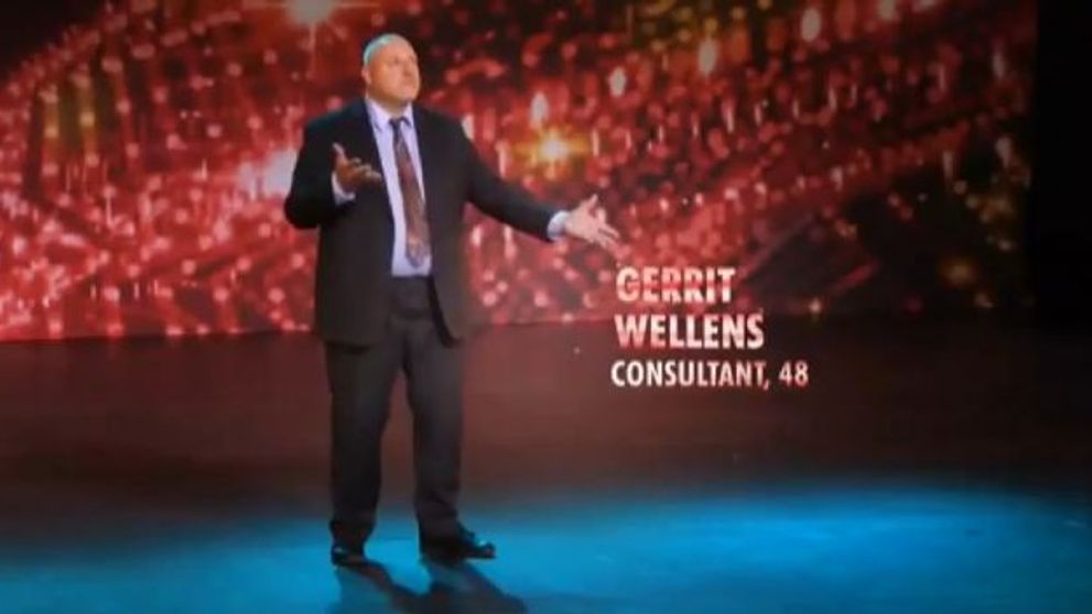 Corporatistul de 48 de ani care a cucerit publicul si juriul <span style=