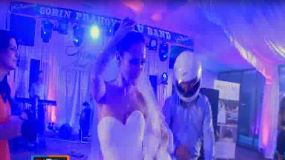 Talibani, Harlem Shake, echipe S.W.A.T si un tort cum n-ai mai vazut. Cea mai neobisnuita petrecere de la 