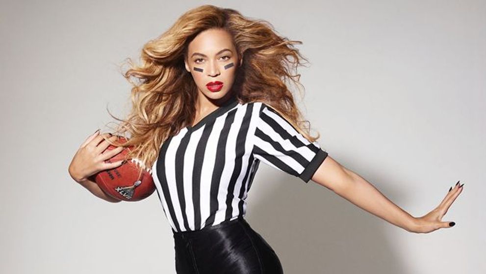 Beyonce, o aparitie stearsa in timpul repetitiilor pentru un concert. Nu mai are aproape nimic din imaginea perfecta din reviste