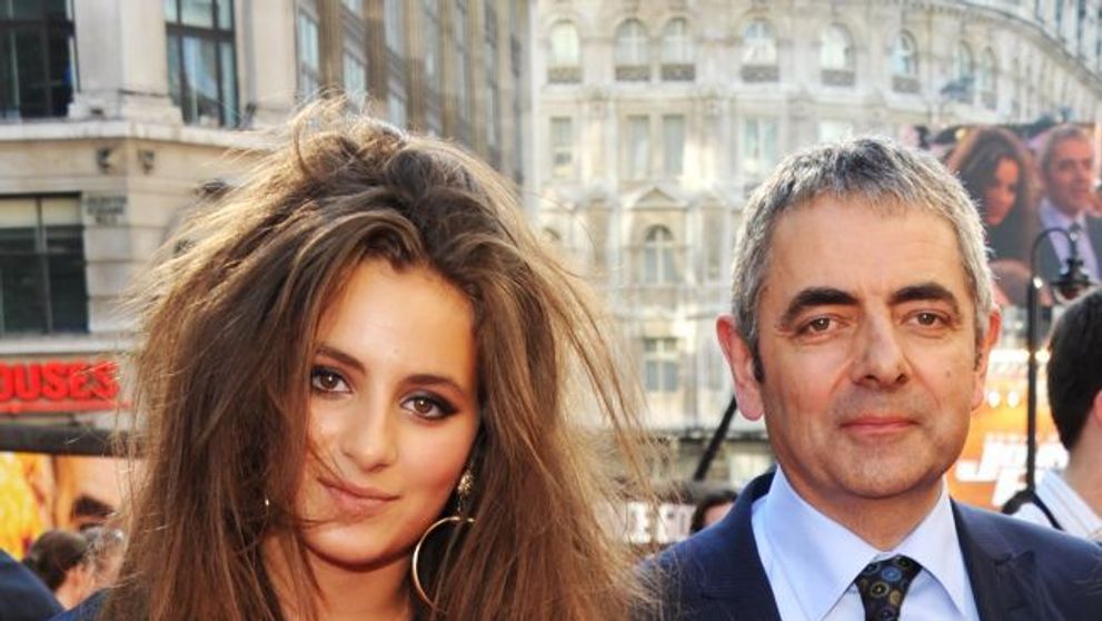 Fiica lui Mr. Bean este model, dar trebuie sa o vezi pe mama ei. Cum arata frumoasa sotie a lui Rowan Atkinson