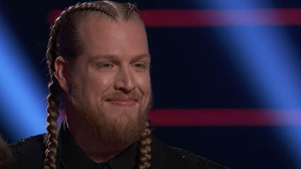 Cine este Huntley, tatăl a doi copii, care a câștigat „The Voice 2023” din SUA. Momentul lui din finală, când a cântat la chitară cu Niall Horan, a fost senzațional